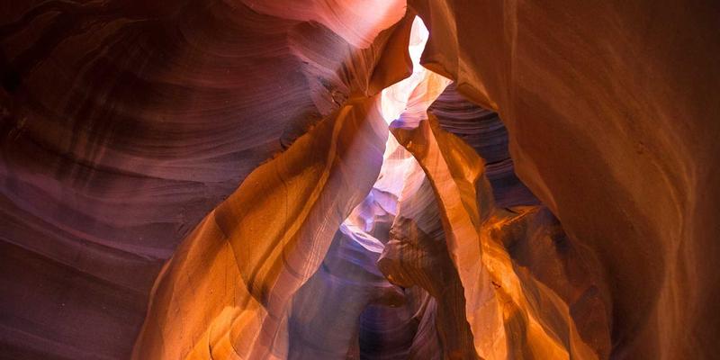 网络监控革命:从sFlow到gNMI/gRPC,实时数据采集与智能故障诊断实战指南